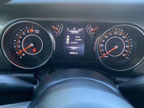 Used 2022 Jeep Wrangler Unlimited Sport AWD/4WD image 24