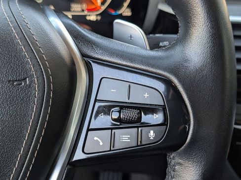 Certified 2023 BMW 530i w/ Premium Package image 24