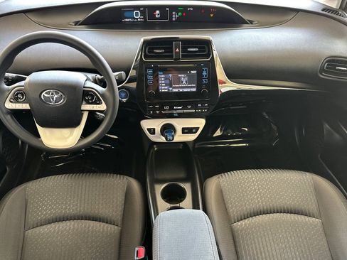 Used 2017 Toyota Prius Two w/ Carpet Mat Package FWD image 14