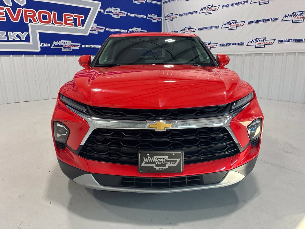 Used 2025 Chevrolet Blazer LT AWD/4WD image 9