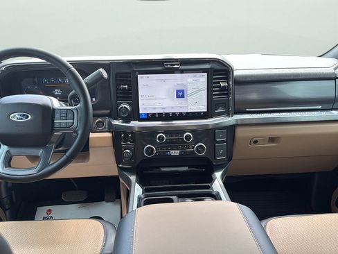 Used 2025 Ford F250 Lariat w/ Lariat Ultimate Package AWD/4WD image 19