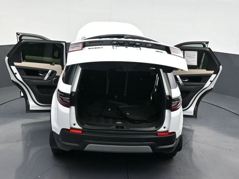 Used 2023 Land Rover Discovery Sport SE image 36