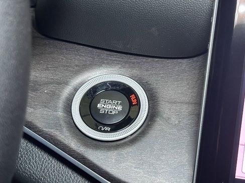 New 2025 Jeep Grand Cherokee Limited image 25