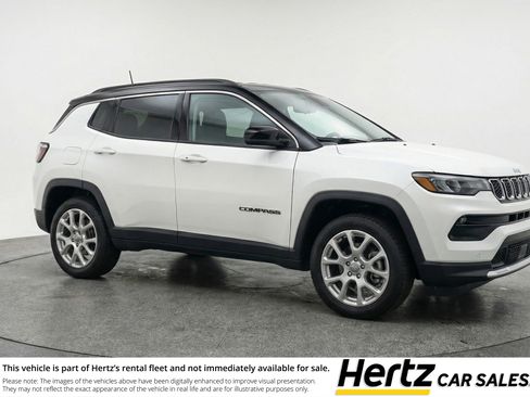 Used 2025 Jeep Compass Limited AWD/4WD image 1