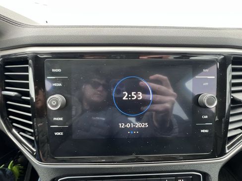 Used 2020 Volkswagen Atlas Cross Sport SEL image 13