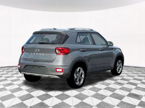 New 2026 Hyundai Venue SEL FWD image 11