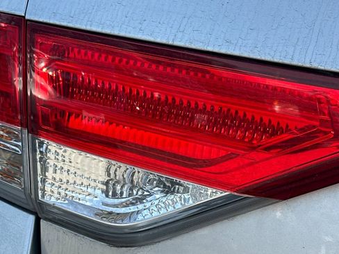 Used 2015 Honda Odyssey EX-L image 16