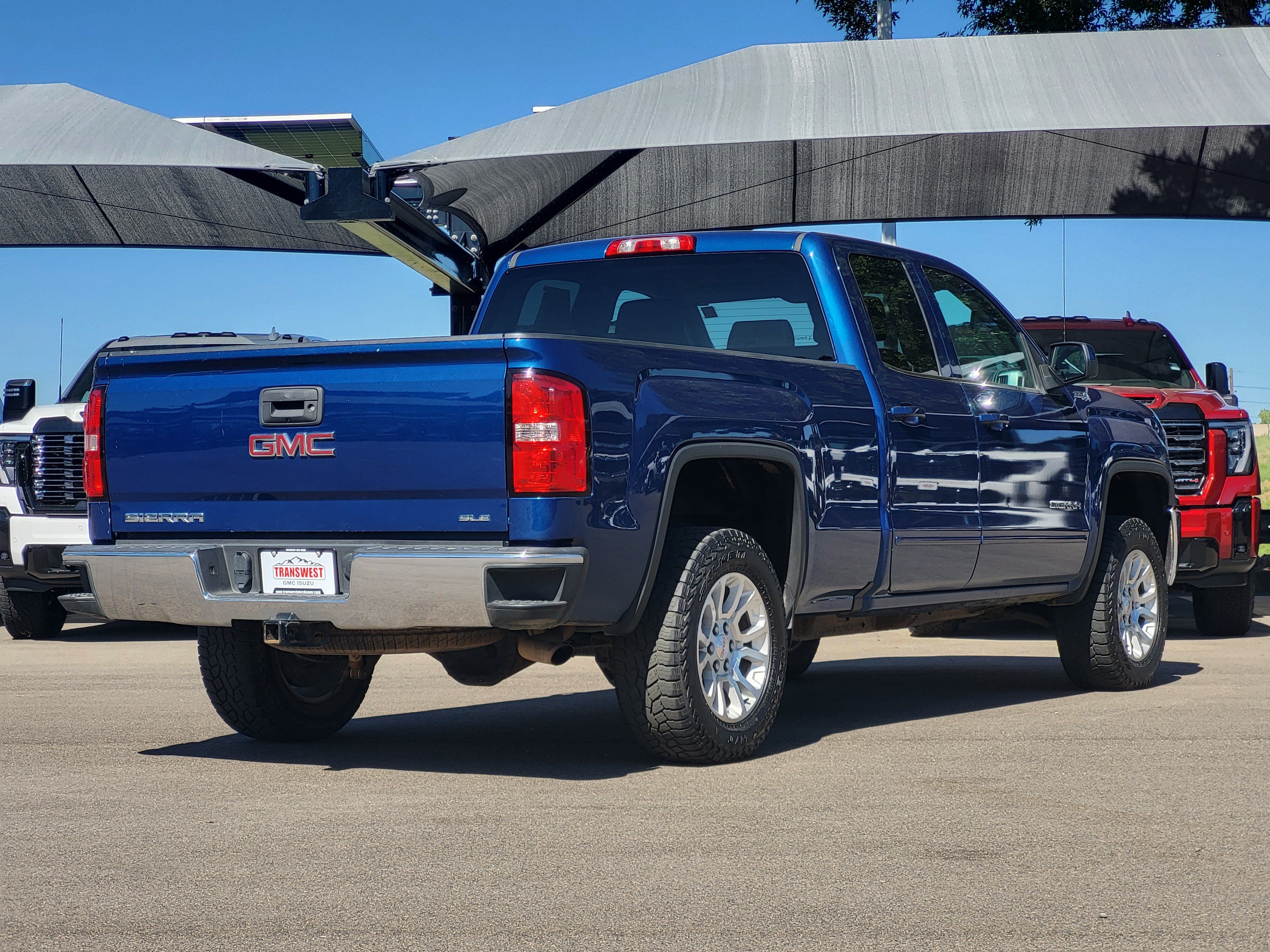 Certified 2018 GMC Sierra 1500 SLE w/ SLE Value Package AWD/4WD image 7