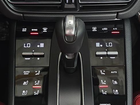 Certified 2025 Porsche Macan GTS AWD/4WD image 19