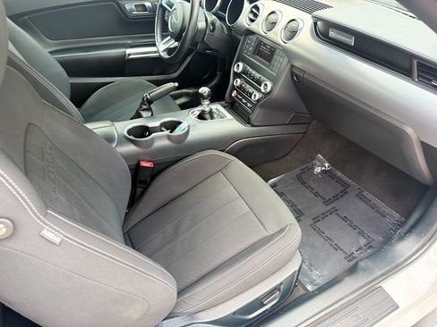 Used 2023 Ford Mustang GT RWD image 28