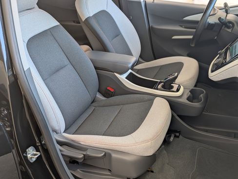 Used 2020 Chevrolet Bolt LT image 20