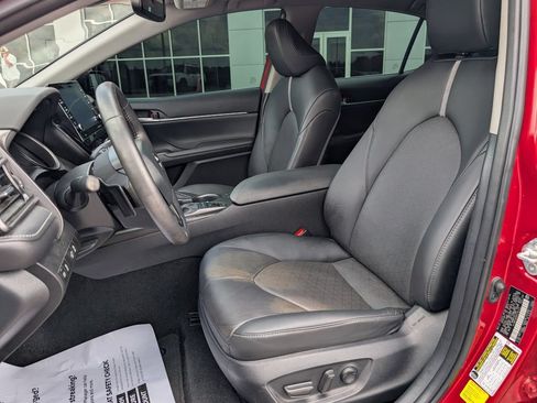 Used 2024 Toyota Camry XSE FWD image 21