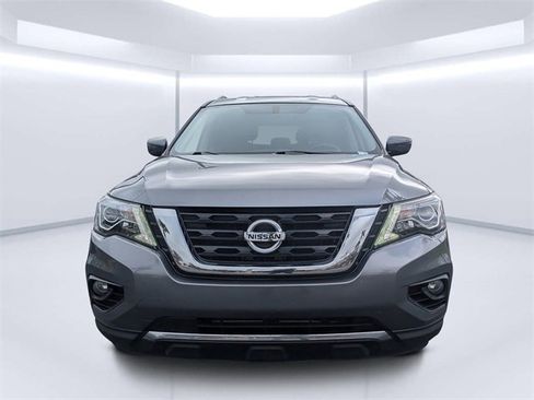 Used 2020 Nissan Pathfinder SV image 8