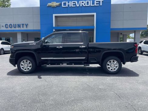 New 2025 Chevrolet Silverado 2500 High Country w/ Technology Package AWD/4WD image 5
