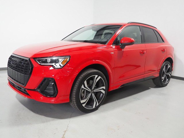 Used 2023 Audi Q3 quattro 2.0T Premium Plus w/ Premium Plus Package AWD/4WD image 10