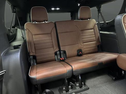 Used 2024 GMC Yukon XL Denali Ultimate image 36