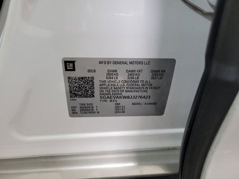 Used 2018 Buick Enclave Essence AWD/4WD image 33