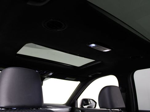 Used 2023 Hyundai Palisade Calligraphy image 24