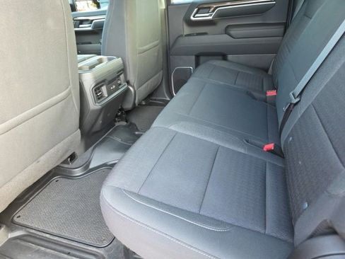 Used 2022 Chevrolet Silverado 1500 RST image 12