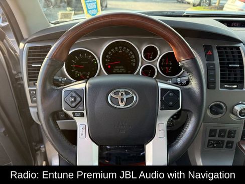 Used 2017 Toyota Sequoia Platinum image 8