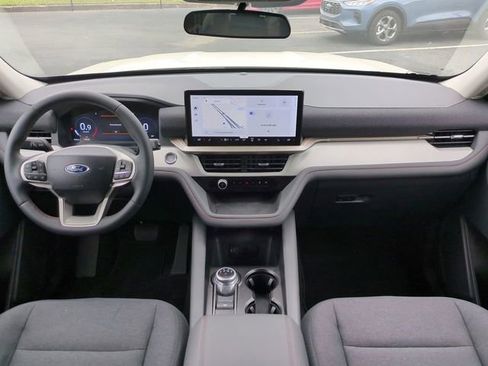 New 2026 Ford Explorer Active image 17