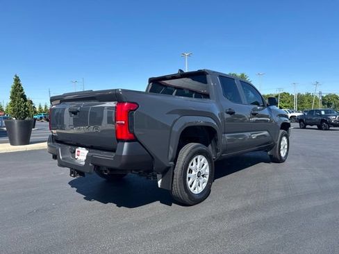 Certified 2024 Toyota Tacoma SR AWD/4WD image 7