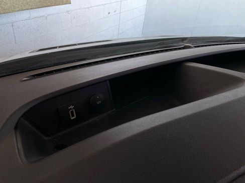 Used 2020 Ford Transit 150 XL RWD image 26