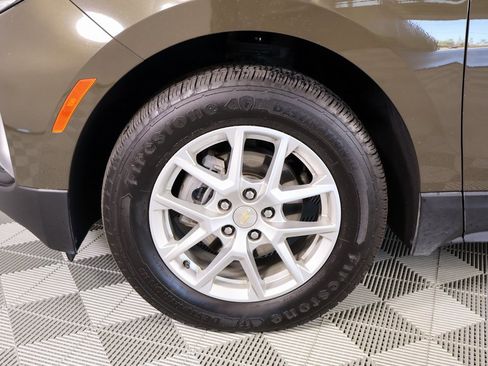 Used 2023 Chevrolet Equinox LT w/ LPO, Floor Liner Package image 16