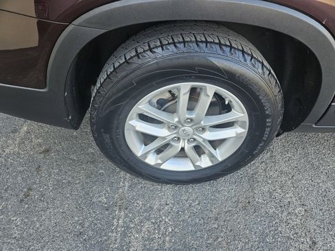 Used 2015 Kia Sorento LX image 28