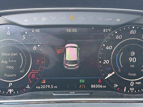 Used 2019 Volkswagen Golf R 4-Door AWD/4WD image 19