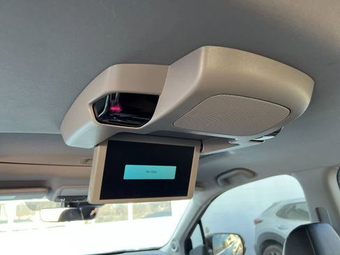 Used 2020 Honda Pilot Elite image 16