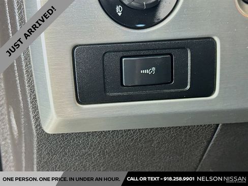 Used 2013 Ford F150 Platinum image 10