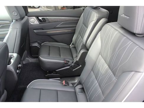 New 2026 Buick Enclave Avenir w/ Super Cruise Package AWD/4WD image 26