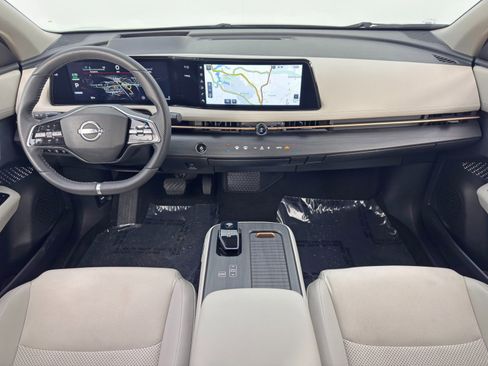 Used 2024 Nissan Ariya Engage image 11