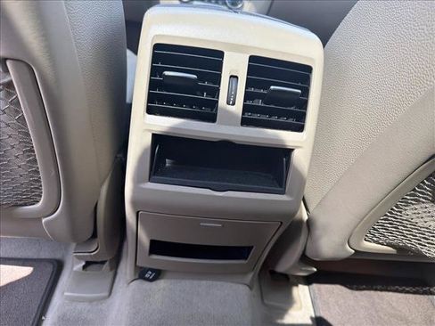 Used 2015 Mercedes-Benz GL 450 4MATIC w/ Appearance Package image 20