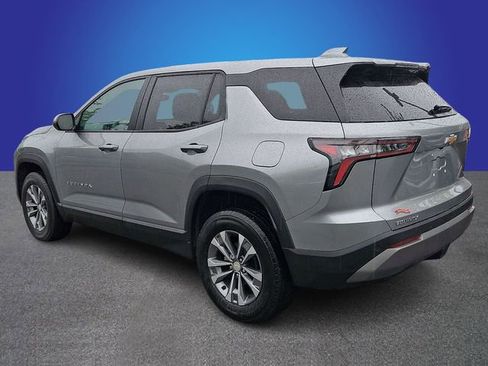 Used 2025 Chevrolet Equinox LT FWD image 6