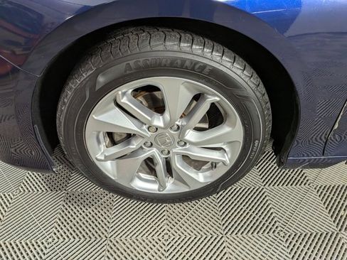 Used 2018 Honda Accord LX image 32