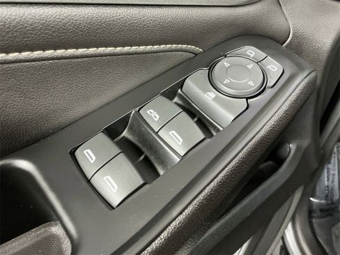 Used 2023 Chevrolet Traverse LT w/ LPO, Roadside Safety Package image 23