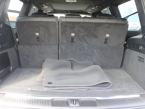 New 2025 Jeep Grand Wagoneer Series III w/ Rear Seat Video Group 1 image 51