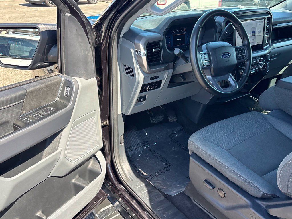 Used 2025 Ford F150 XLT w/ Equipment Group 301A Standard RWD image 10
