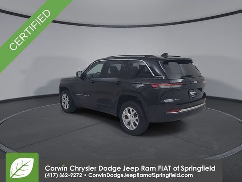 Used 2023 Jeep Grand Cherokee Limited AWD/4WD image 11