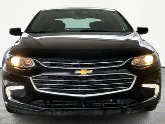 Used 2018 Chevrolet Malibu LT video 2