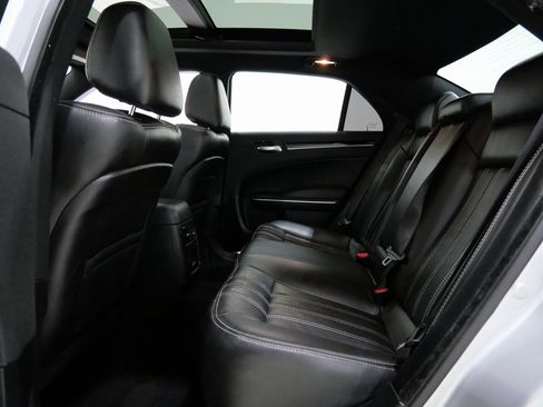 Used 2020 Chrysler 300 S image 24