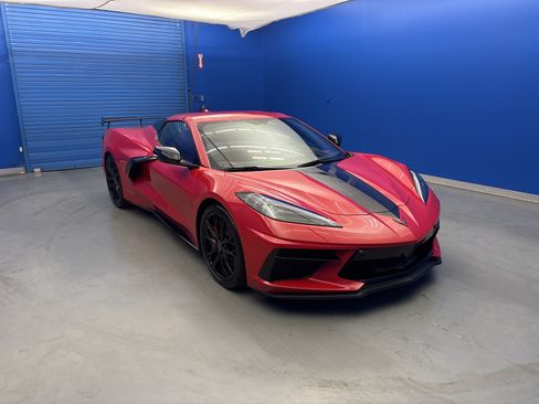 Used 2023 Chevrolet Corvette Stingray Preferred Conv w/ Z51 Performance Package RWD image 2