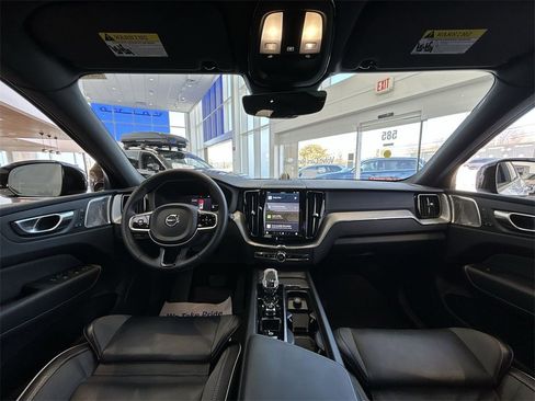 Certified 2024 Volvo XC60 T8 Polestar w/ Protection Package Premier image 12