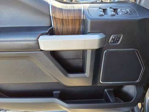 Certified 2018 Ford F150 Lariat w/ Equipment Group 502A Luxury image 18