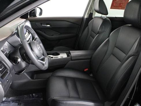 Certified 2023 Nissan Rogue SV w/ SV Premium B Package FWD image 21