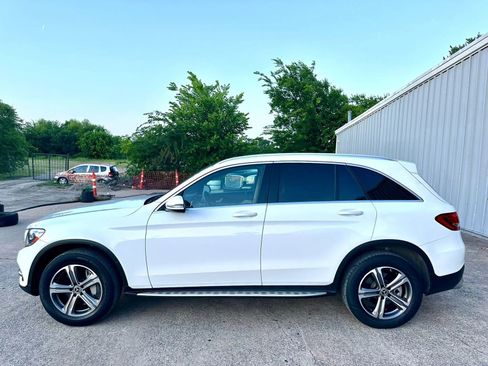 Used 2018 Mercedes-Benz GLC 300 image 3