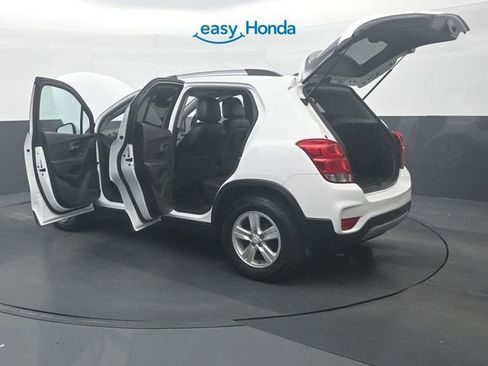 Used 2021 Chevrolet Trax LT image 38