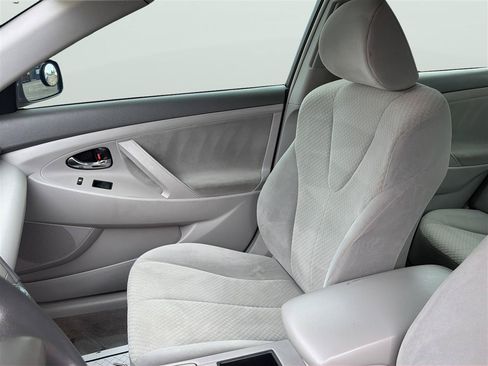 Used 2007 Toyota Camry LE FWD image 14